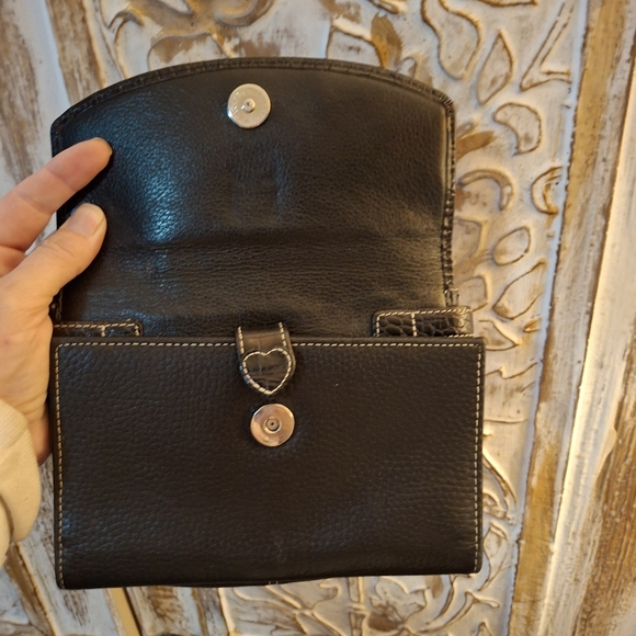Brighton Black Pebbled Leather Croc-embossed Wallet Organizer.  - Picture 3 of 16